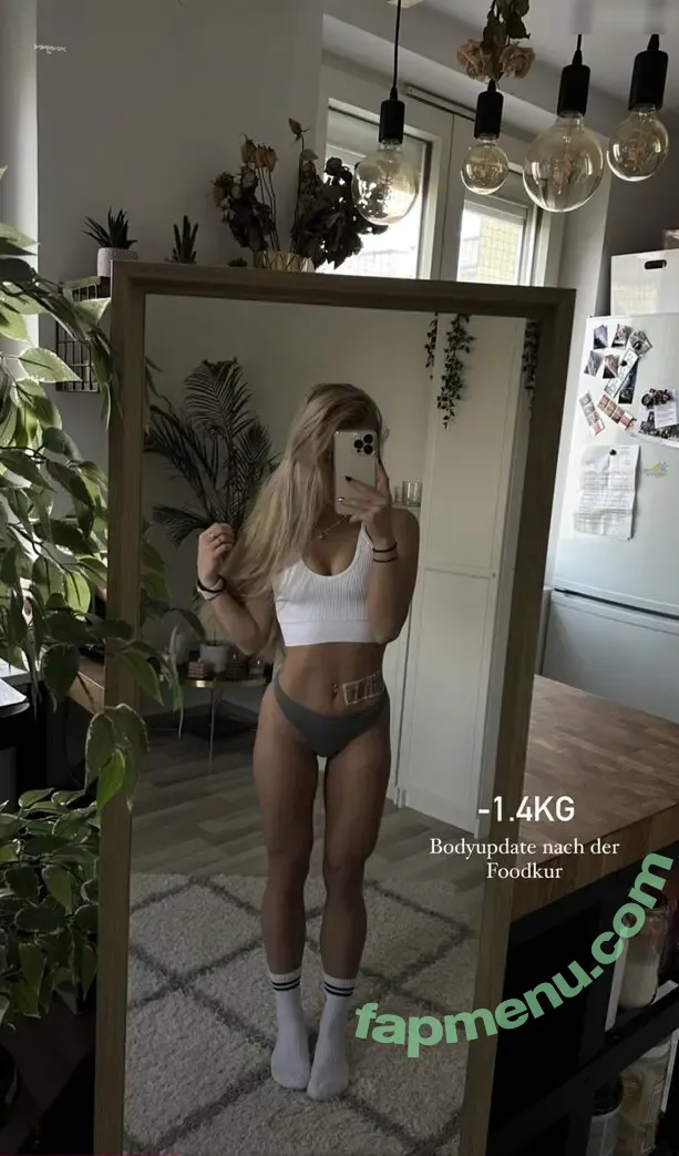 Nadine Chiara nude photo #0005 (nadine.chiara.marie)