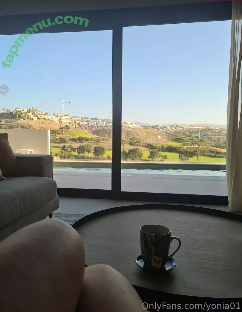 nadine-j.de nude photo #1328 (Mysti C. / nadine__j__ / thenadinejansen)