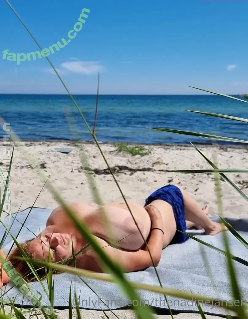 Nadine Jansen nude photo #4083 (nadinejansenberlin / thenadinejansen)