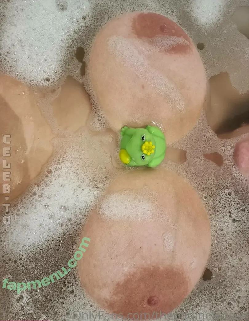 Nadine Jansen nude photo #4093 (nadinejansenberlin / thenadinejansen)