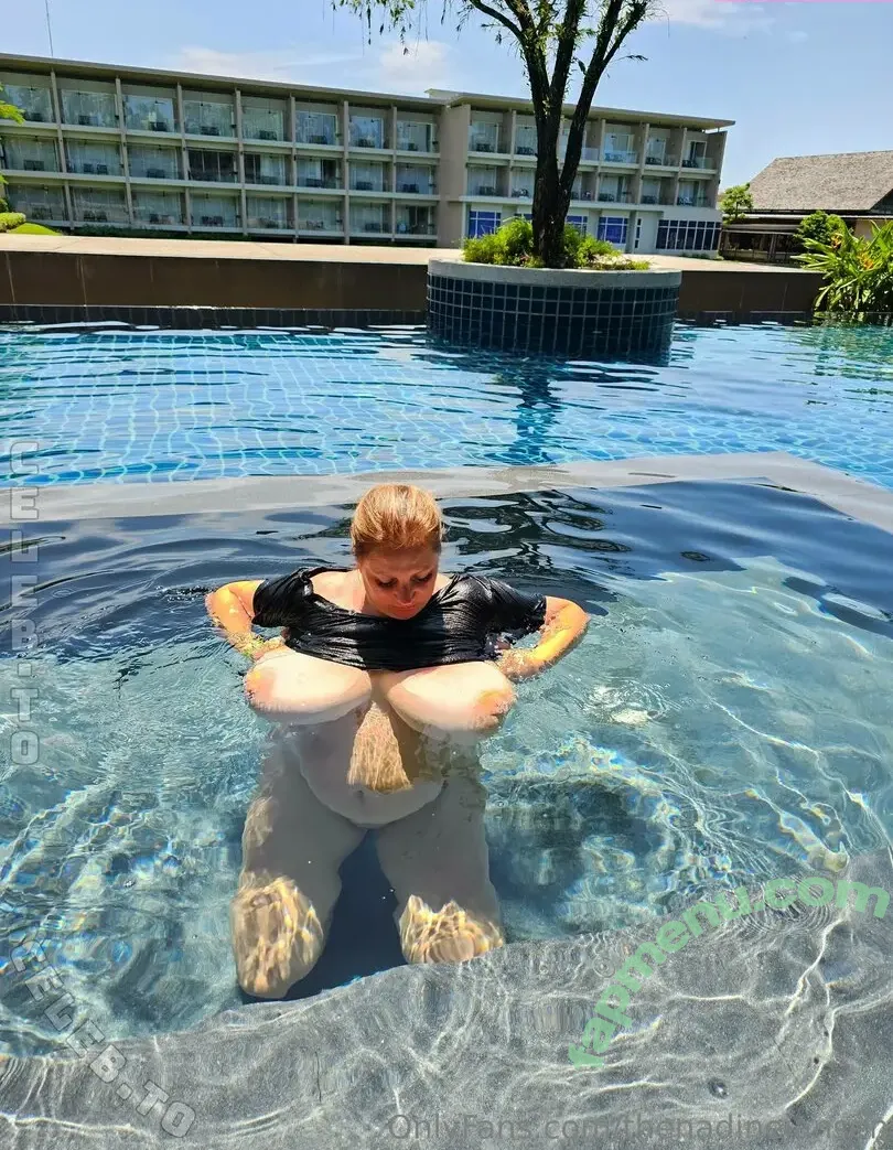 Nadine Jansen nude photo #4107 (nadinejansenberlin / thenadinejansen)