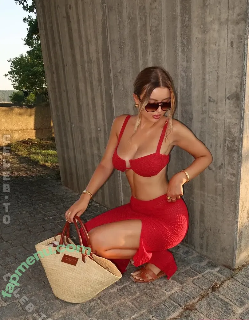 nadine.klr nude photo #0158 (nadine.klr)