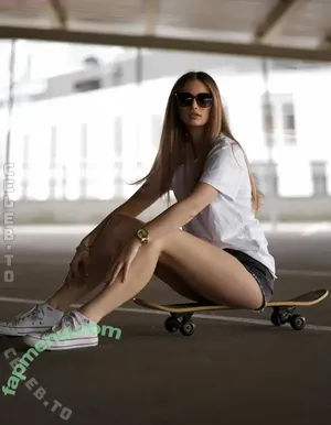 Nadine.spth nude photo #0058