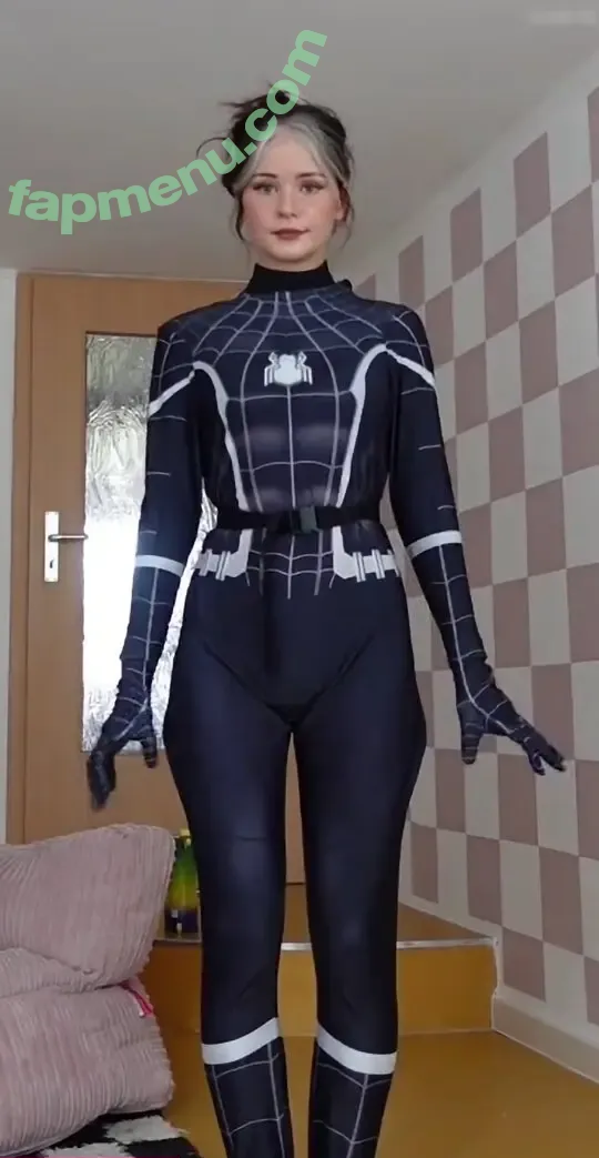 nadinebreaty nude photo #0060 (nadinebreaty)