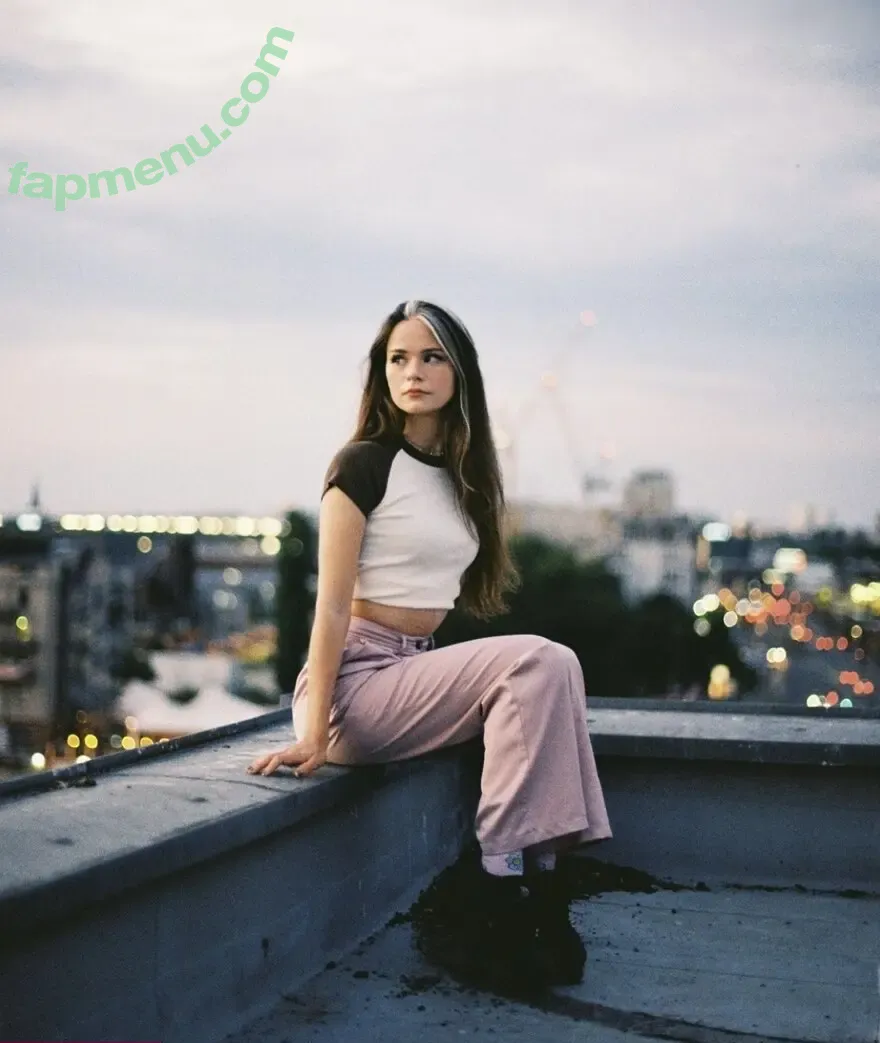 nadinebreaty nude photo #0120 (nadinebreaty)