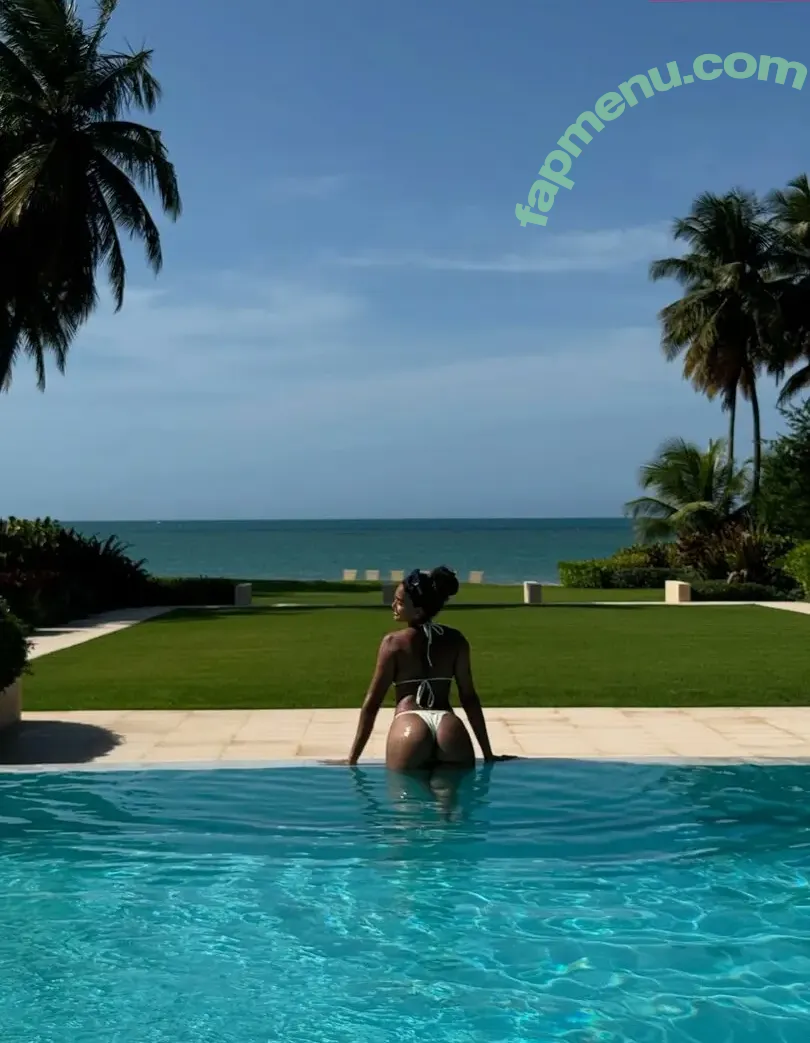 Nadiya Khan nude photo #0058 (Nadiyakhan)