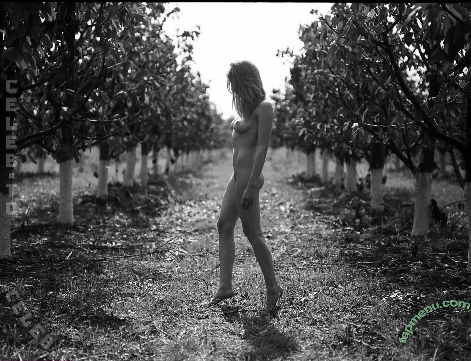 Nadja Petrova nude photo #0071 (nebula.inebudu)