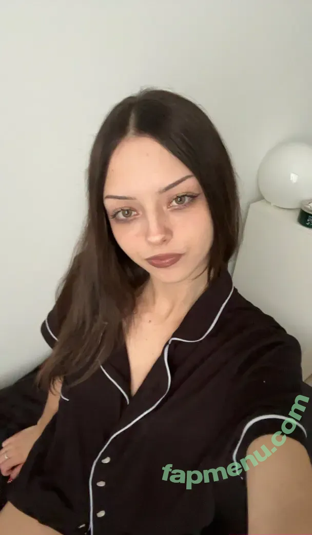 nadya.yereminn nude photo #0058 (nadya.yereminn)