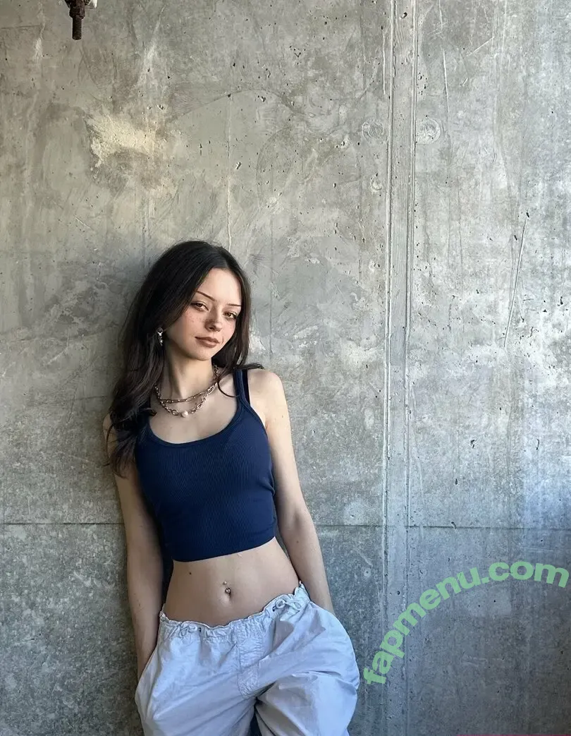 nadya.yereminn nude photo #0075 (nadya.yereminn)