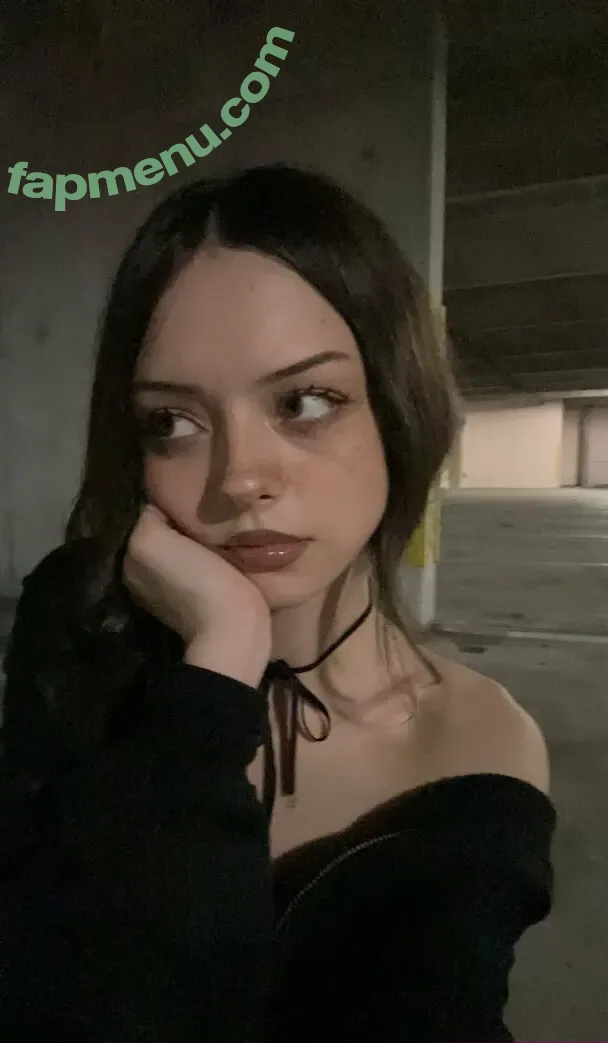 nadya.yereminn nude photo #0079 (nadya.yereminn)