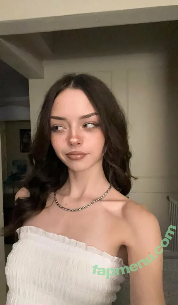 nadya.yereminn nude photo #0098 (nadya.yereminn)
