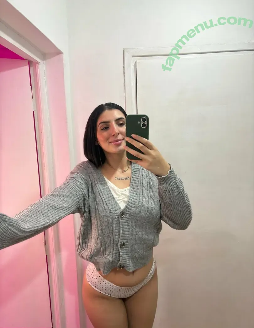 Nahiaraxo nude photo #0079 (Nahiaraxo)