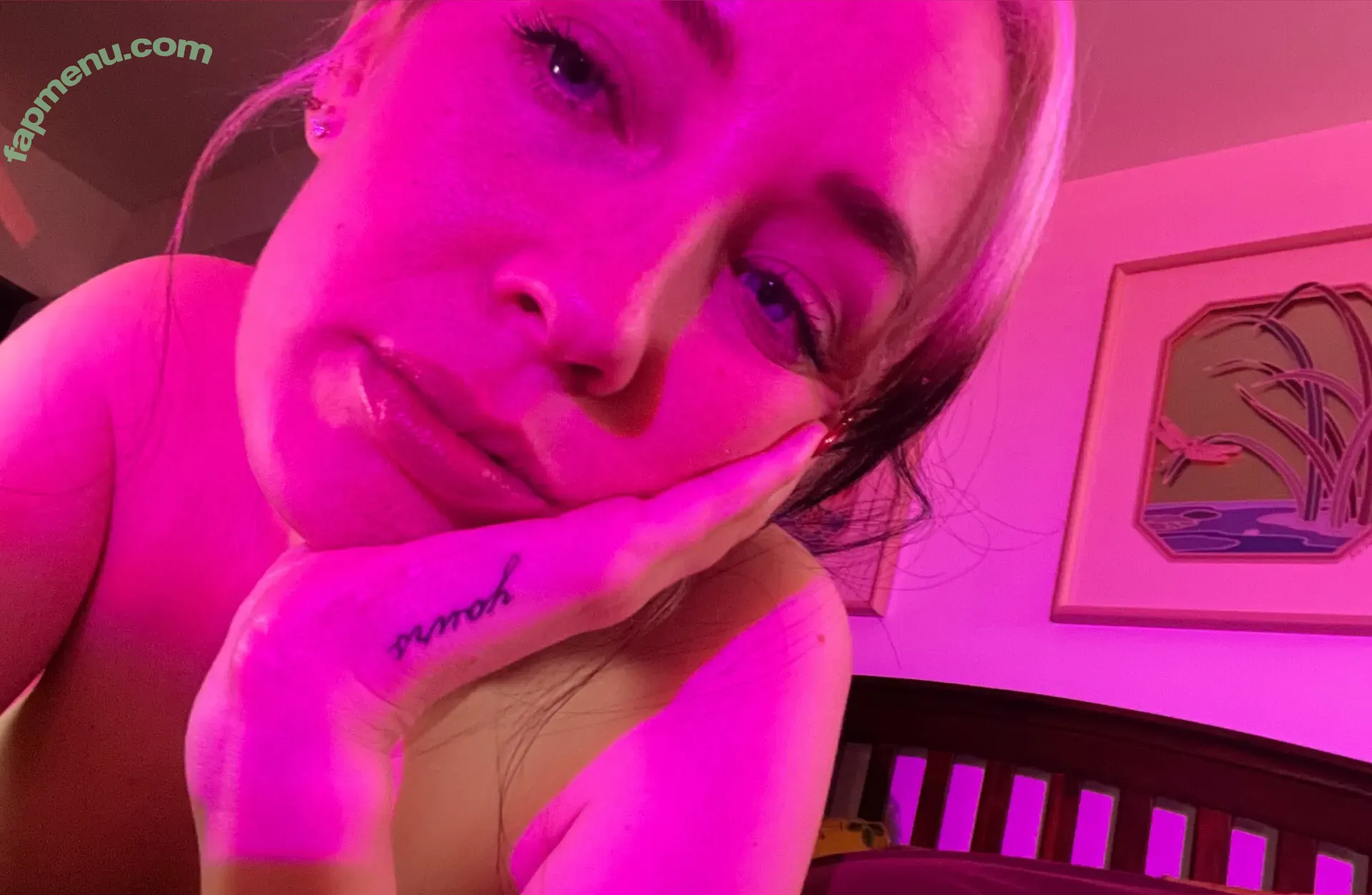 NahlaHoney nude photo #0010 (nalahoney_ / thehazyhalo)