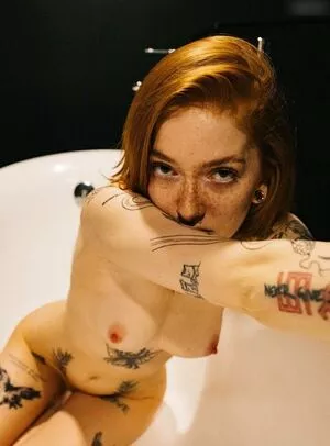 Naiadthenymph / gingernymph666 / naiadthenympho nude photo #0090