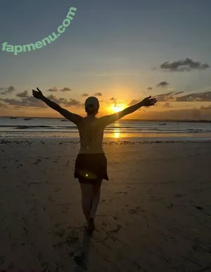 Naiara Azevedo / naiaraazevedo nude photo #0079