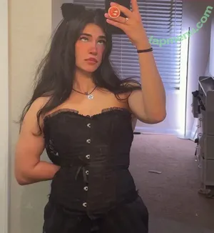 Naila Iqbal / NylaWHO / NylaWHO1 / alienalianz nude photo #0025