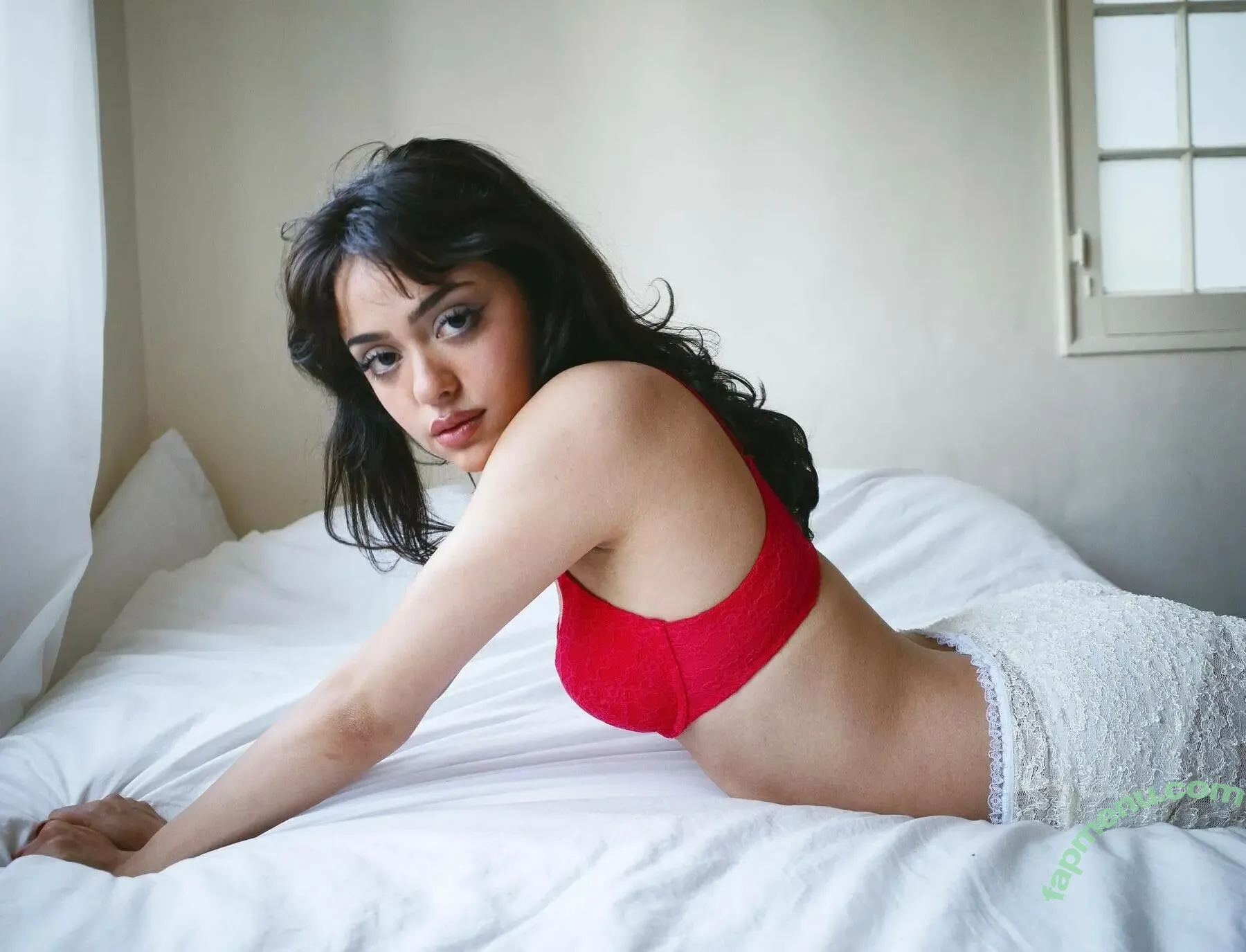 Nailea Devora nude photo #0100 (naileadevora)