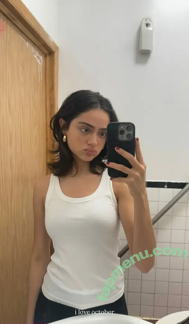 Nailea Devora nude photo #0104 (naileadevora)