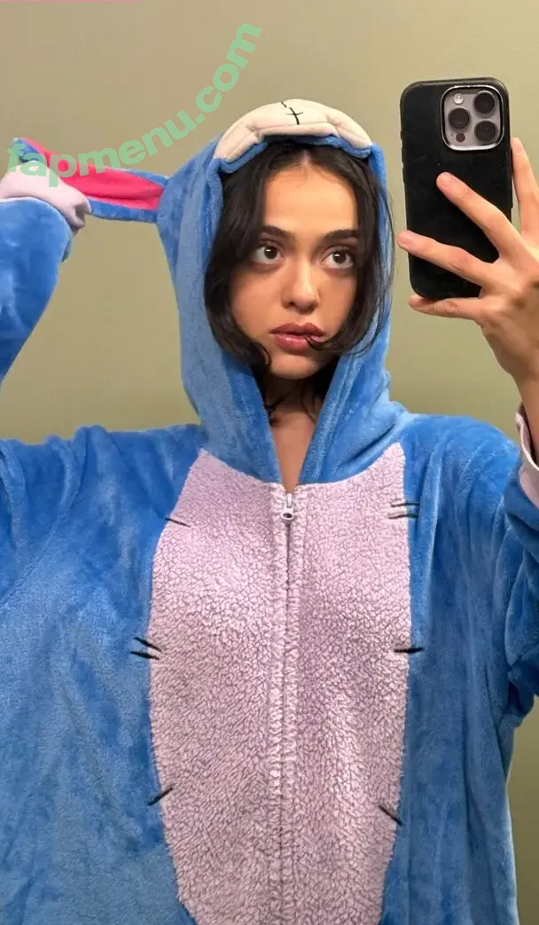 Nailea Devora nude photo #0106 (naileadevora)