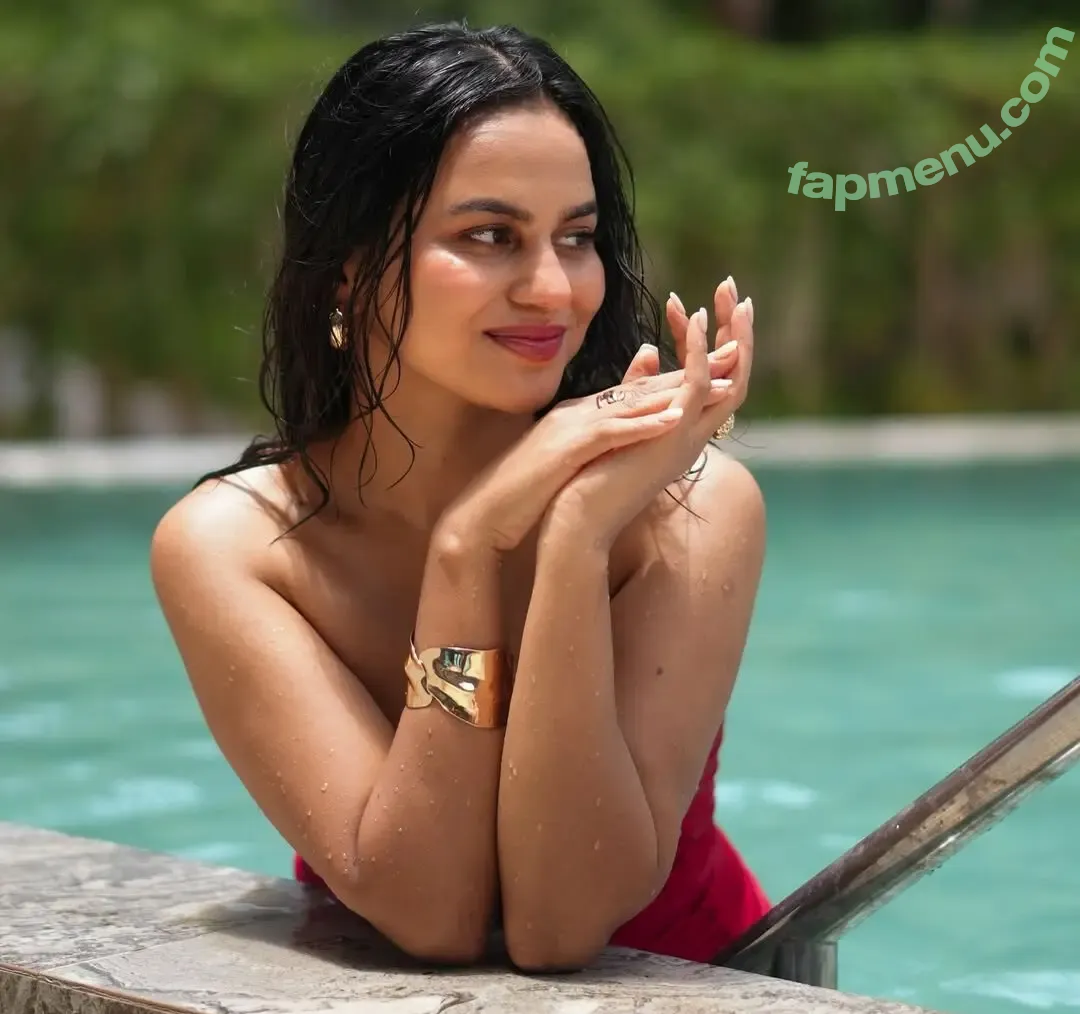 Nainsi Singh nude photo #0003 (Nashreels)