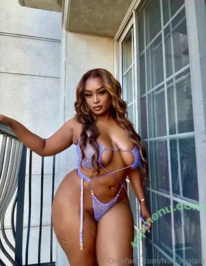 naiysoglamfree / realnaiysoglam nude photo #0026