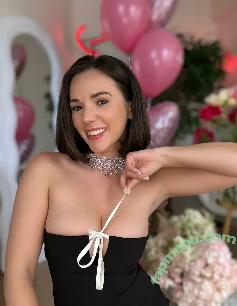 naked_eve nude photo #0154 (thenakedeve)