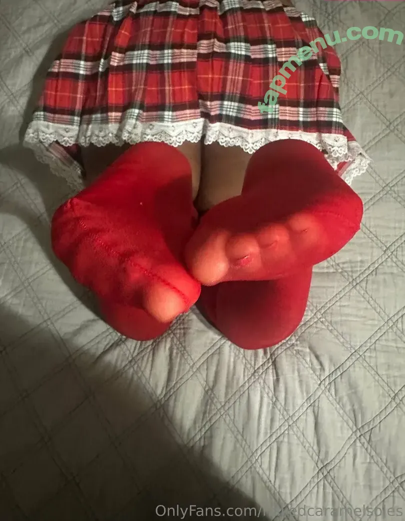 nakedcaramelsoles nude photo #0032 (nakedcaramelsoles)