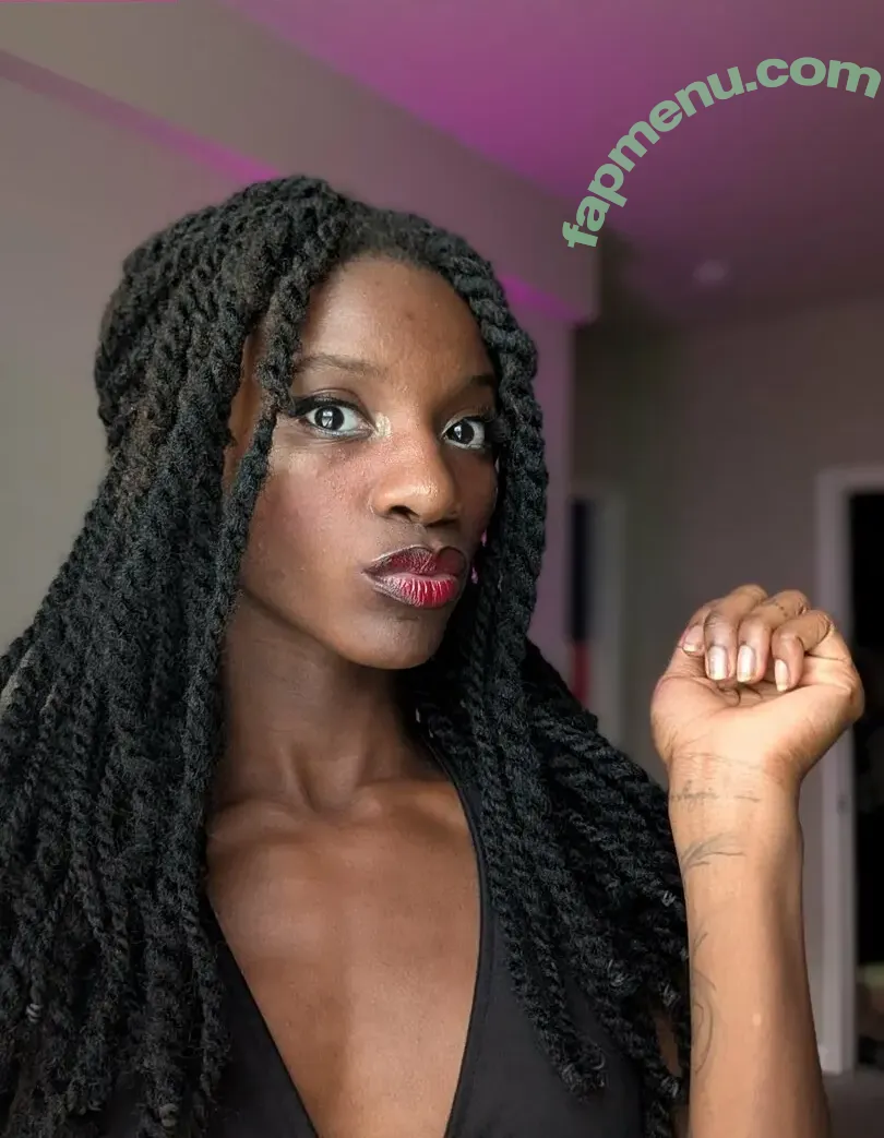 nakitapowers nude photo #0041 (iamnakita)