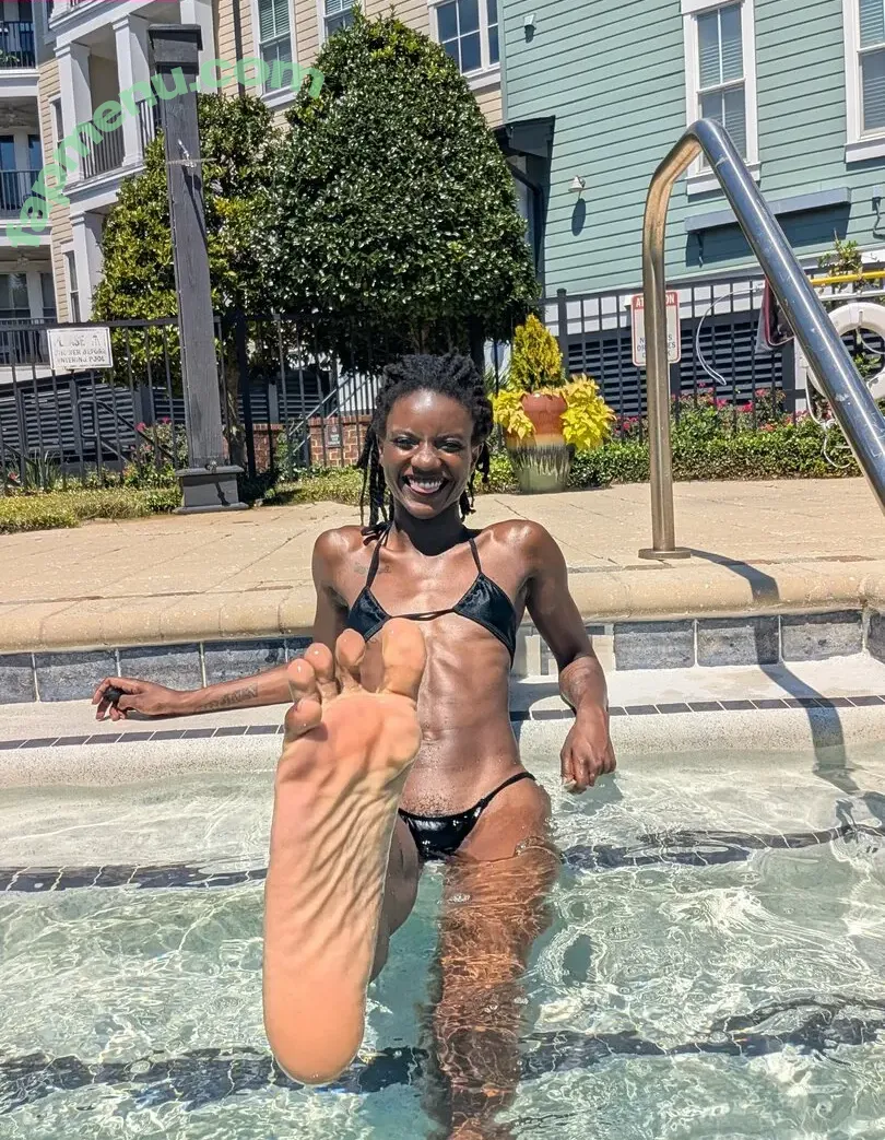 nakitapowers nude photo #0066 (iamnakita)