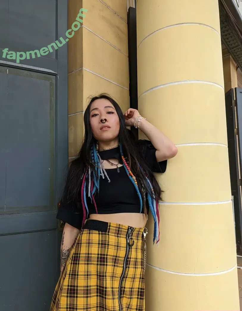 nakito.free nude photo #0044 (nakito.ff)