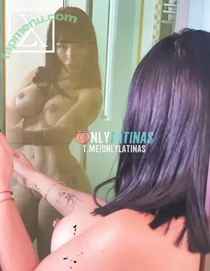 nude photo #0002