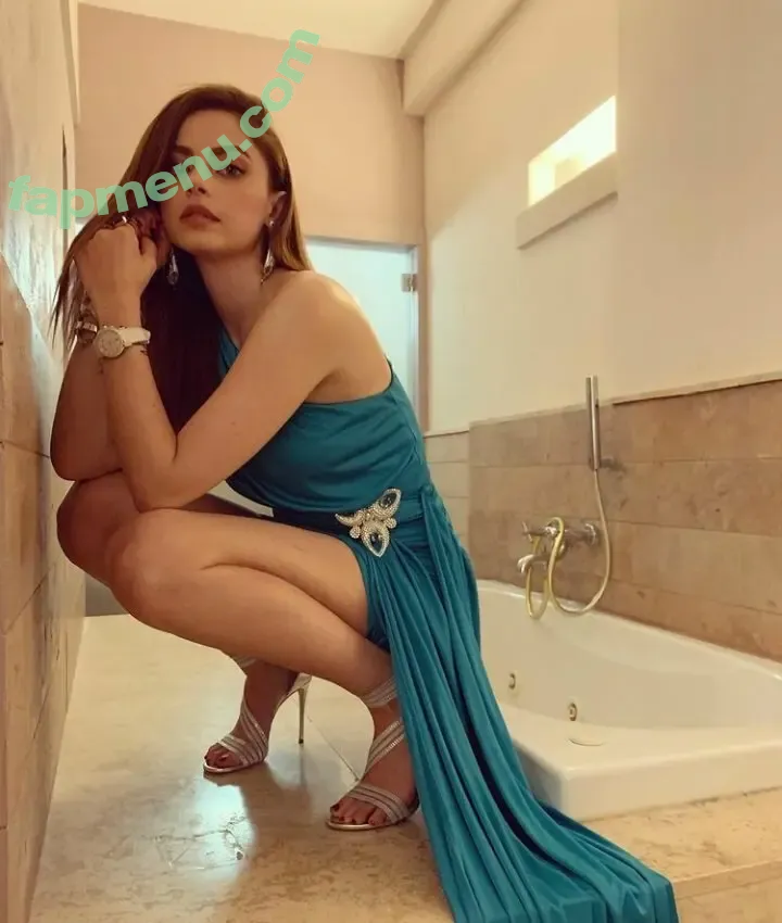 naliannalisa nude photo #0004 (Annalisa Scarrone)