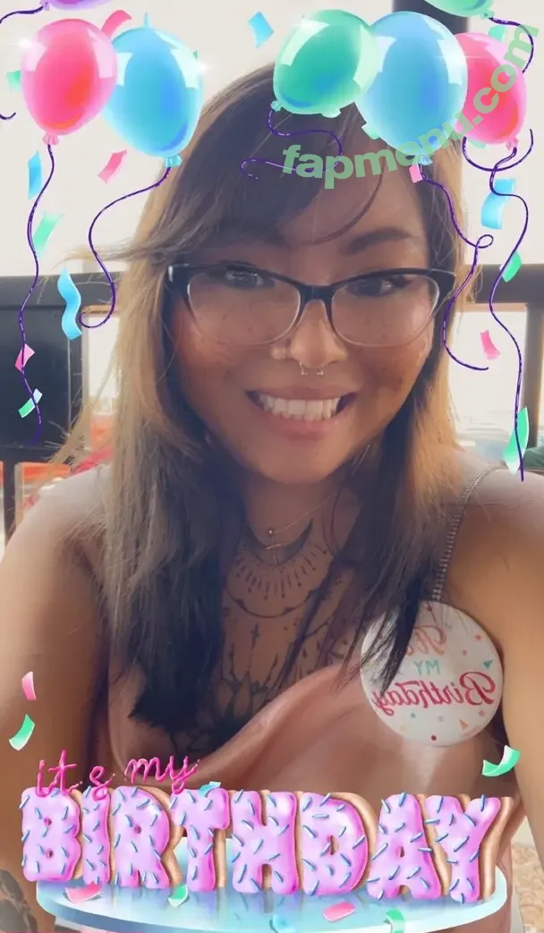 nalinasworld nude photo #0002 (thisisnalasworld)