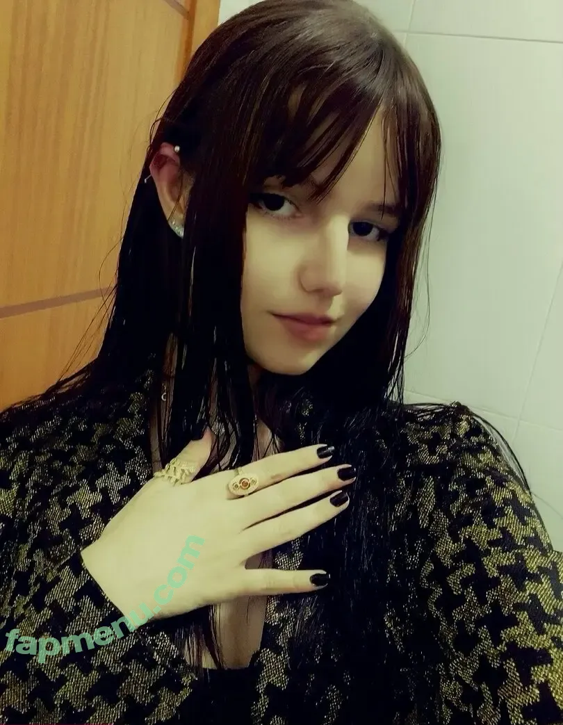 nameluaa nude photo #0023 (mhh2lu4 / pshlua)
