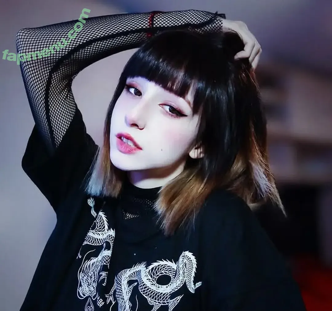 nami-ayashi nude photo #0101 (NamiAyashi)