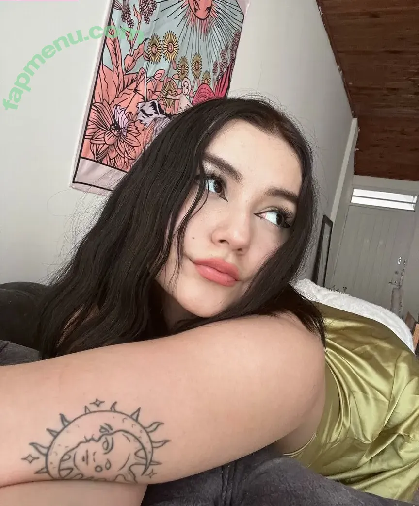 namiwolff nude photo #0005 (konamiiuwu)