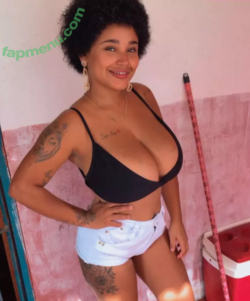 Nanah Rodrigues nude photo #0006 (NanaWeber5 / nanahweber)