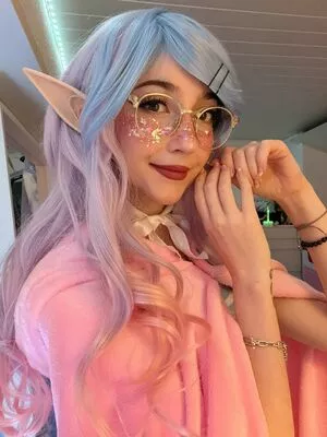 Nananightray / nsaneee nude photo #0034