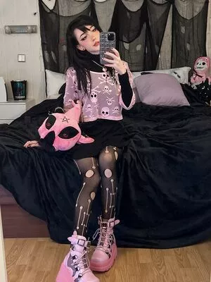 Nananightray / nsaneee nude photo #0126