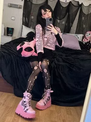 Nananightray / nsaneee nude photo #0128