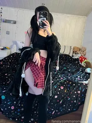 Nananightray / nsaneee nude photo #0200