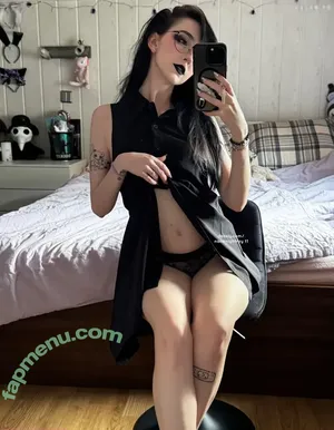 Nananightray / nsaneee nude photo #0811