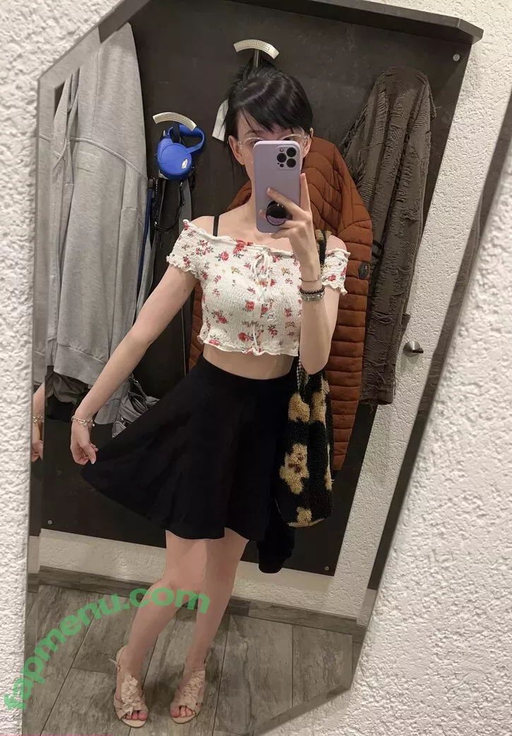 Nananightray nude photo #0019 (nsaneee)