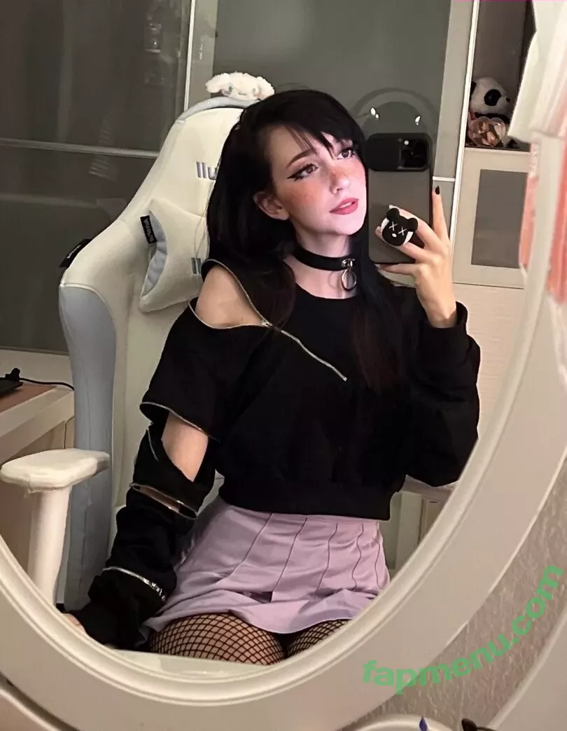 Nananightray nude photo #0043 (nsaneee)