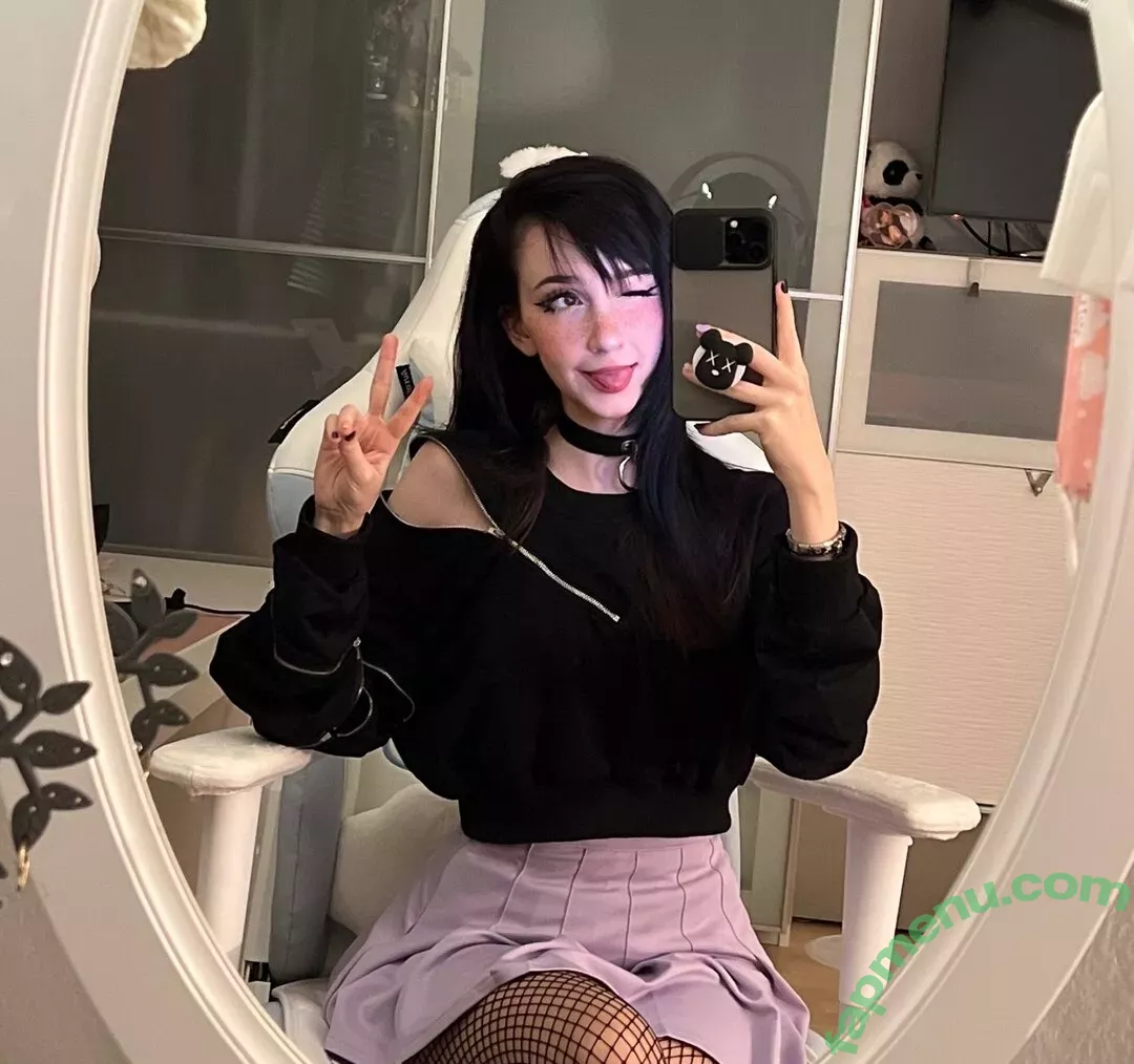 Nananightray nude photo #0045 (nsaneee)