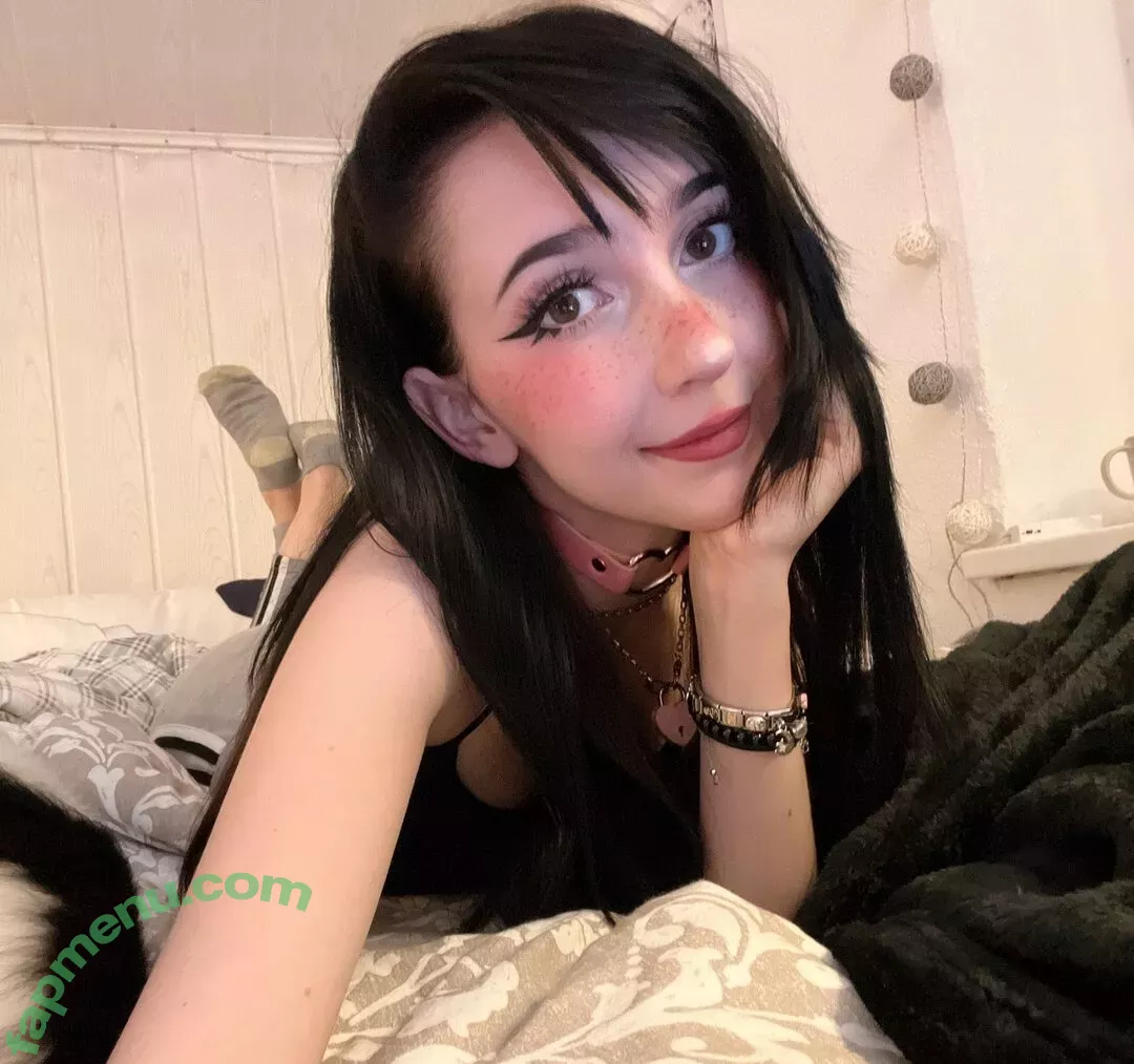 Nananightray nude photo #0052 (nsaneee)