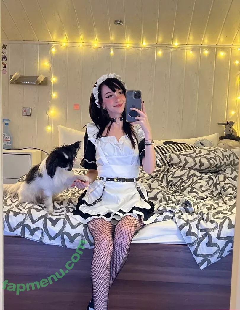 Nananightray nude photo #0080 (nsaneee)