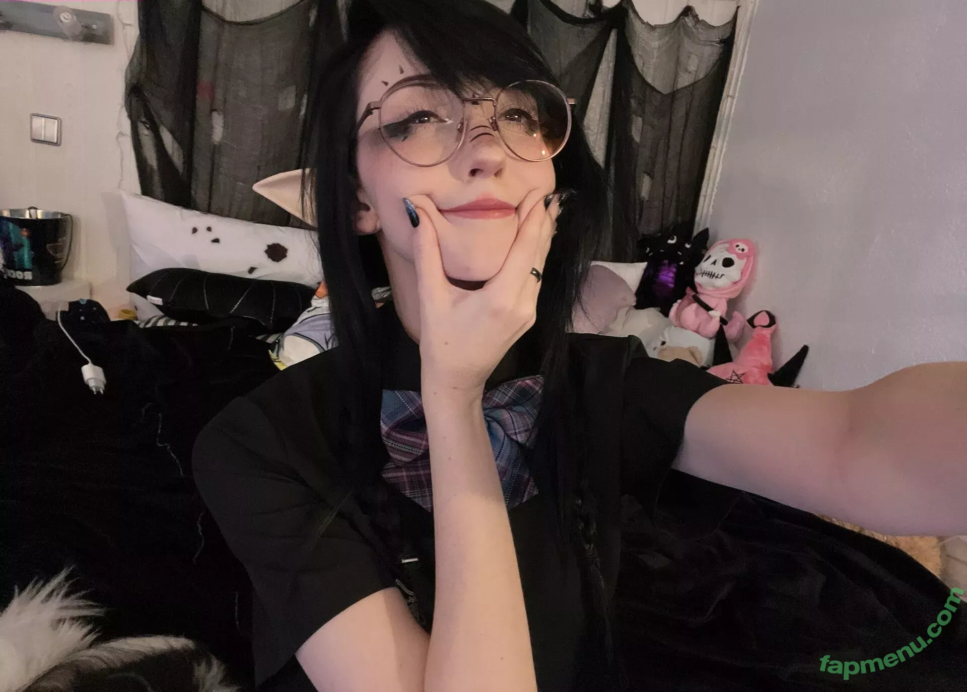 Nananightray nude photo #0122 (nsaneee)