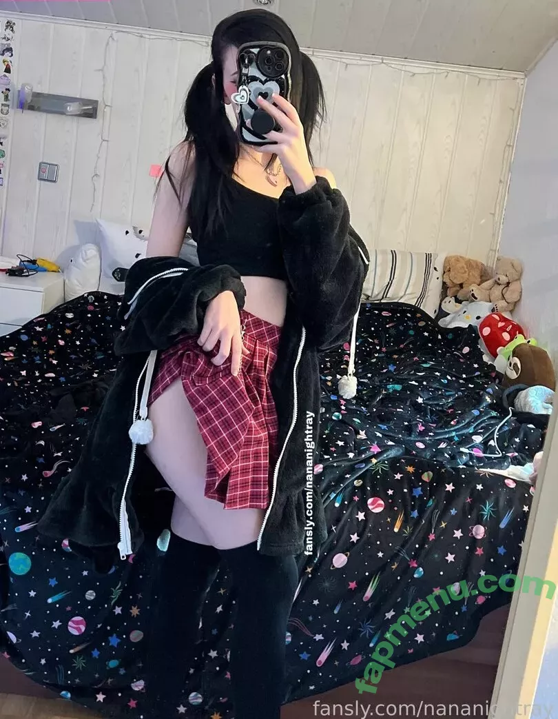 Nananightray nude photo #0200 (nsaneee)