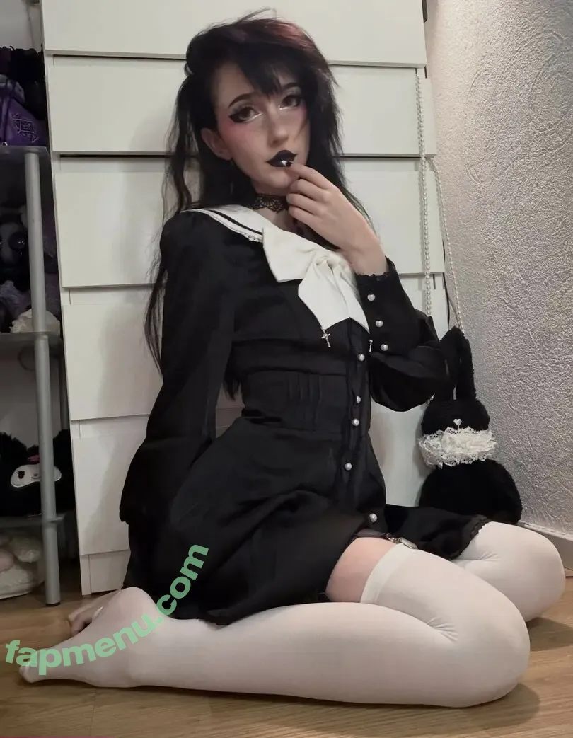 Nananightray nude photo #0861 (nsaneee)